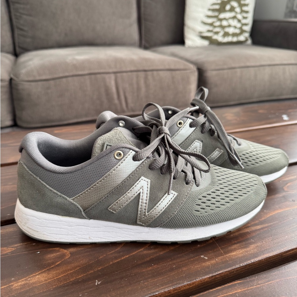 Women’s green New Balance sneakers, size 8, gently used